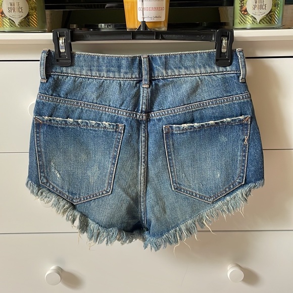 🍭 NWT EXPRESS SIZE 0 HIGH RISE CHEEKY DENIM SHORTS - Picture 10 of 10